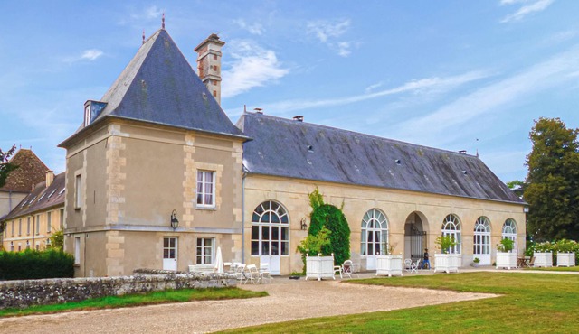 Experience an exceptional vacation in a renovated watchtower with outdoor pool.