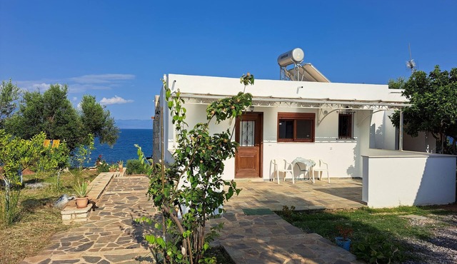 Fantastically located vacation apartment with 2 bedrooms near Chrani | Peloponne