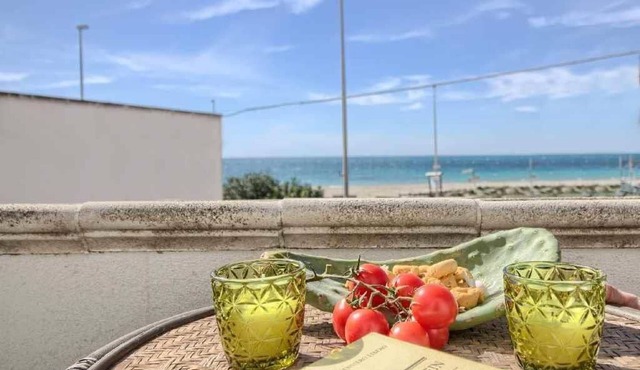 Front Beach Torre Mozza by LoveSud
