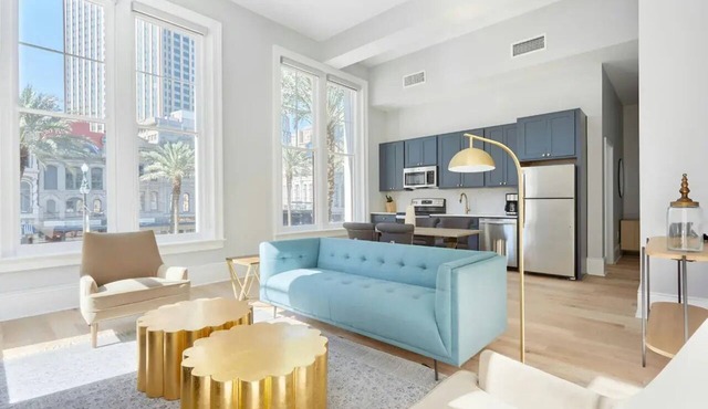 Full Hotel | Steps to French Quarter & Best Dining | Prime Canal St Location