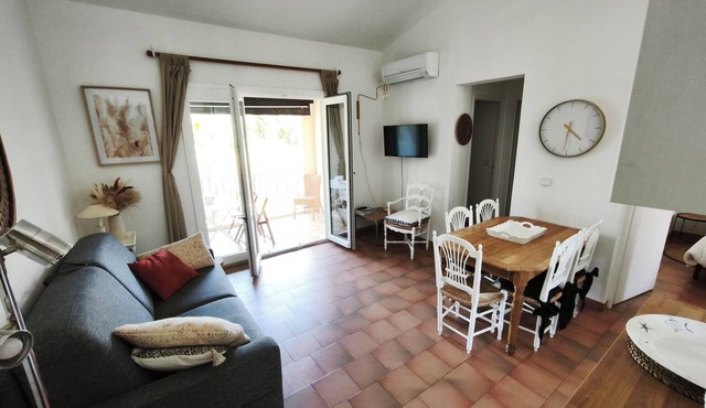 Fully Equipped 2-Bedroom Apartment in the Gulf of St. Tropez