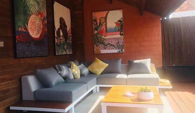 Ganda Rooms & Suites
