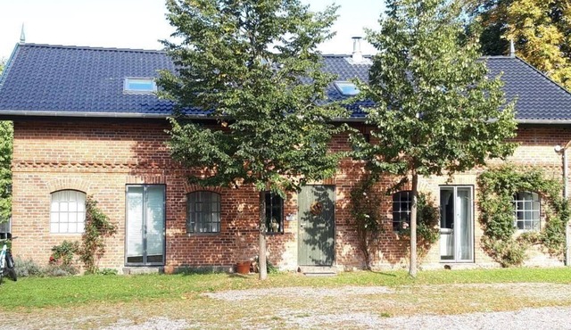 Ground floor flat in Curau with terrace, garden and barbecue