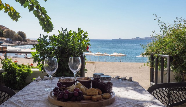 Haraki beach house. Beautiful, family-friendly, perfect for relaxing holiday