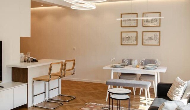 High-End Luxury Apartment with Leie River View