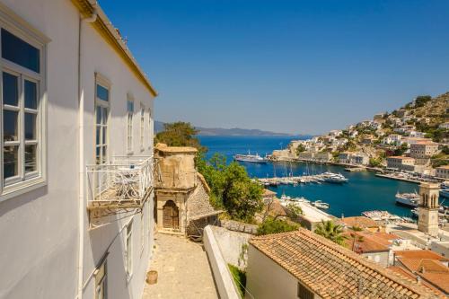 Hydra Hotel