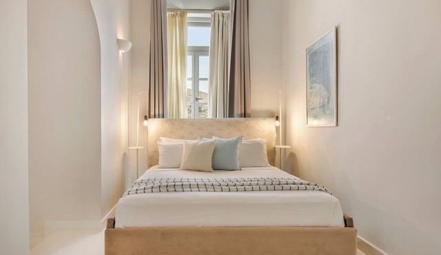 Hydra Hotel