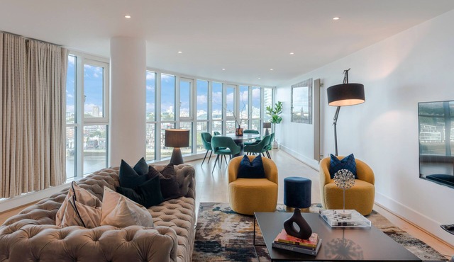 Iconic THAMES VIEW! NEW Architects' City Lifestyle Penthouse