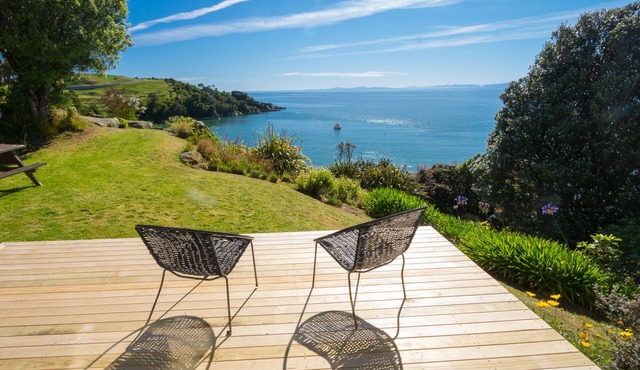 Incredible Bay Views - Kaiteriteri Bach