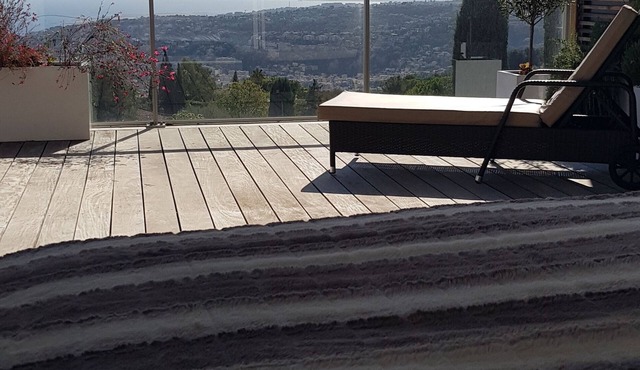 La Consolate 5* apartment, 90m2 terrace, panoramic sea view, private Jacuzzi