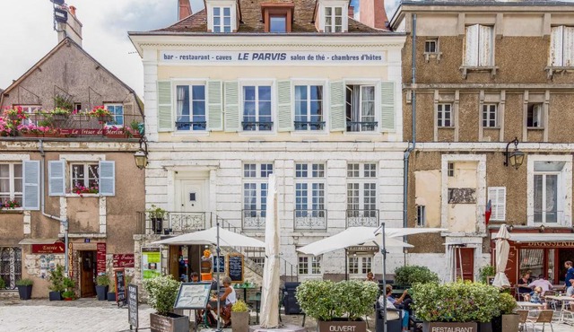 Le Parvis