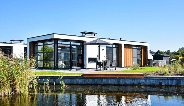 Loosdrecht Water Villa