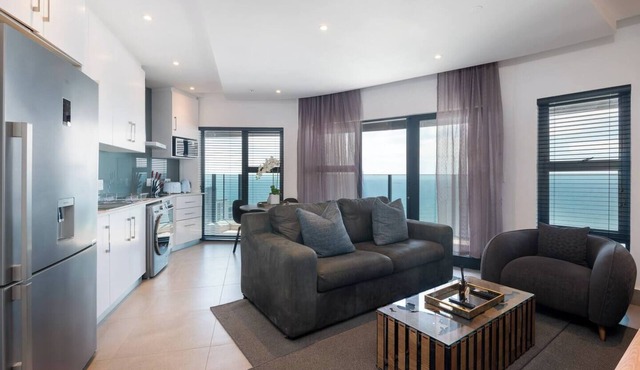 Lux Oceans 2 Bedroom Apartment in Umhlanga