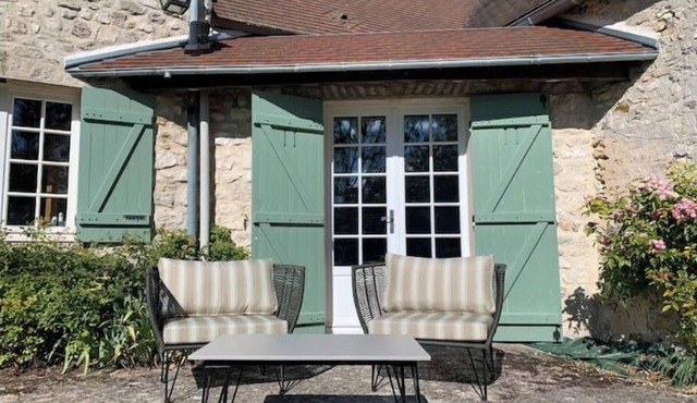Maison de Campagne Chaleureuse Avec Piscine