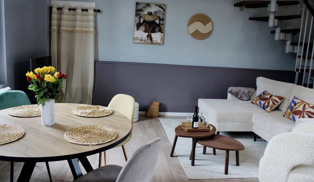 Maison de charme - Two Bedroom House, Sleeps 4