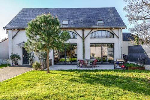 Maison spacieuse jardin billard nord Tours