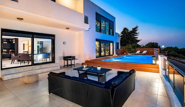 Melia Villa