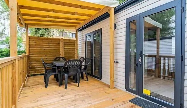 Mobile Home | Comfort | 3 Bedrooms | 6 Guests | Raised Deck | A/C