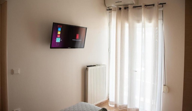 Modern apartment at Nea Artaki 2