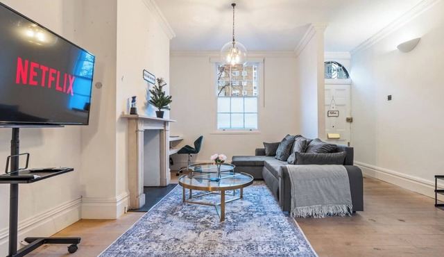 Modern | Spacious | Luxury 4 Bed in Camden Town