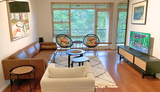 Mosman - SHAD1 - Shadforth Street - Top-Floor 1BR with Leafy Views Balcony in Quiet Mosman Street Near Ferry Village
