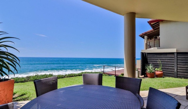 NEW-Beachfront cosy house, Dolphincoast, Tinley Manor w. AC "4.92" at airbn