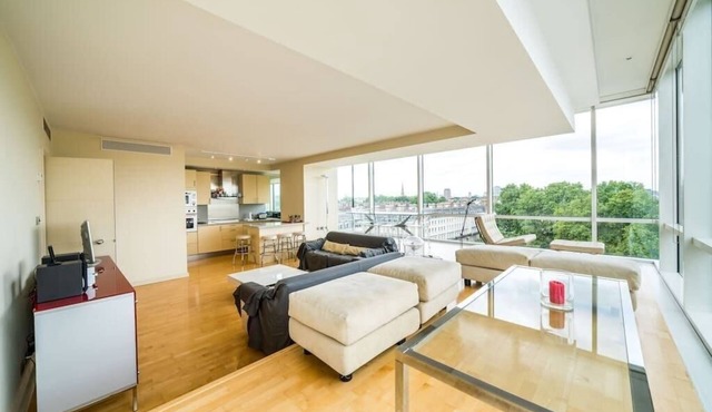 NEW Stunning 2BD Apartment Amazing London Views
