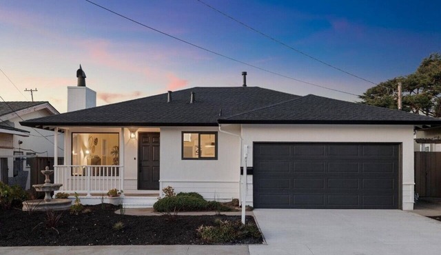 Pacifica Beach 3Bedroom Coastal Retreat near SF/SFO free parking
