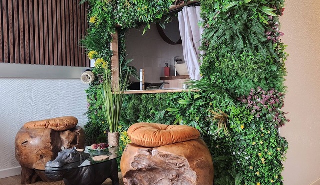 Paradiseroom44 studio perfect for a romantic getaway