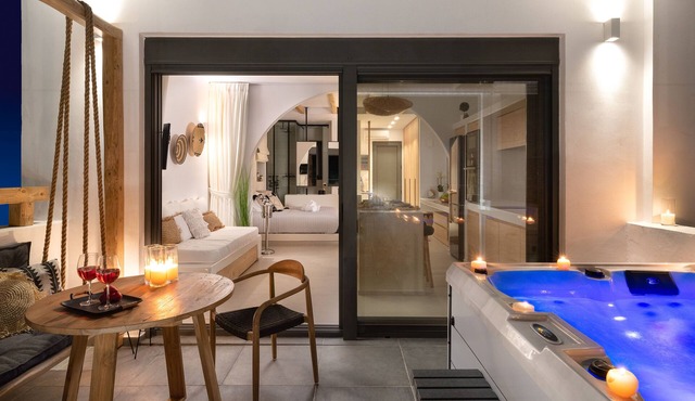 Pefkos Allure luxury Suites