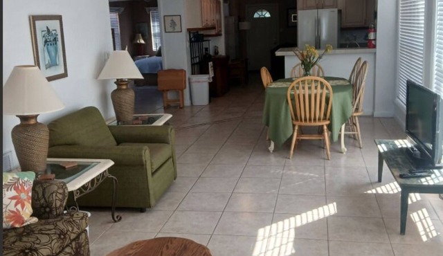 Pet Friendly Luxury St Petersburg Home monthly rental or less