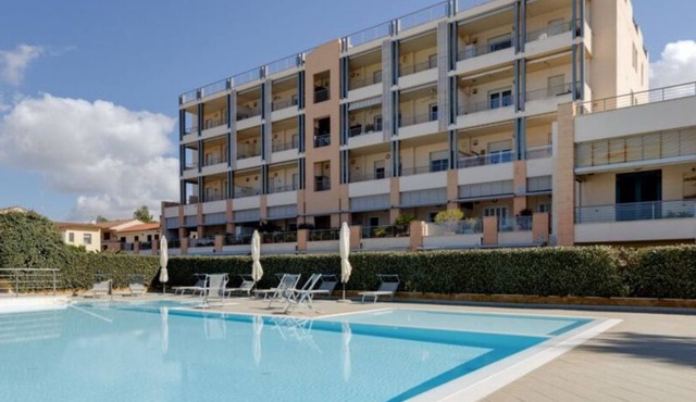 Pine & Sea Hideaway - Torre Grande
