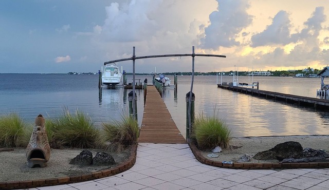 Pristine Bayfront Home, Easy Ocean Access, Key Largo, Florida