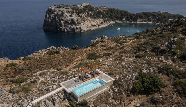 Pristine Seaview Villa , with 5-Star Resort Access