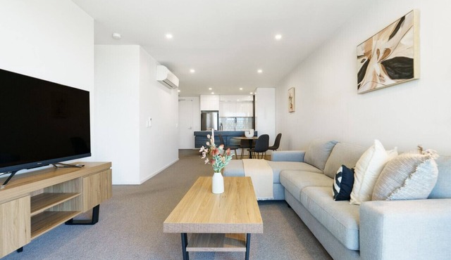 Quiet Modern 1BR with Private Balcony