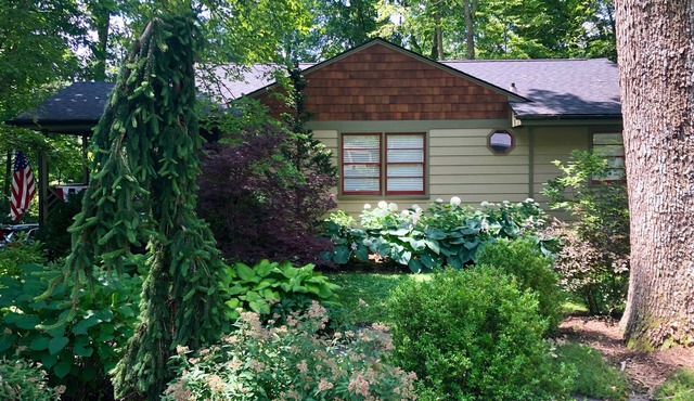 Relaxing Stay in Black Mountain, NC