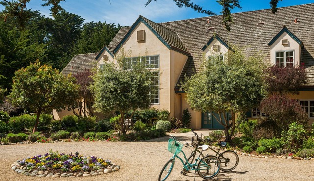 Seal Cove Inn
