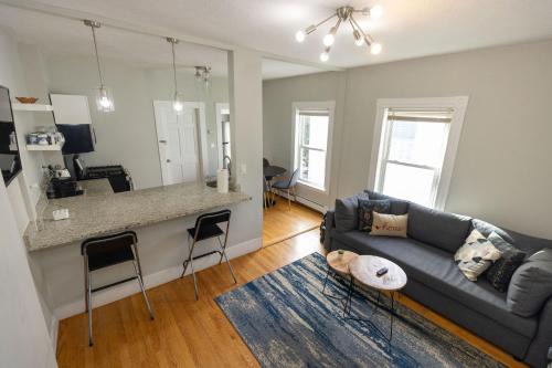 Spacious City Retreat, 3BR