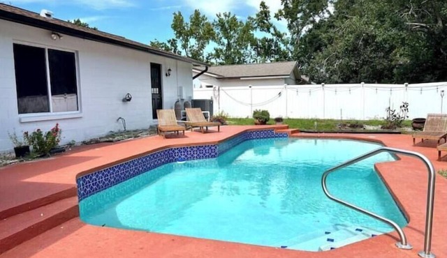 Spacious Pool Home 4BD/3BA