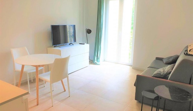 STUDIO CENTRE MER 301