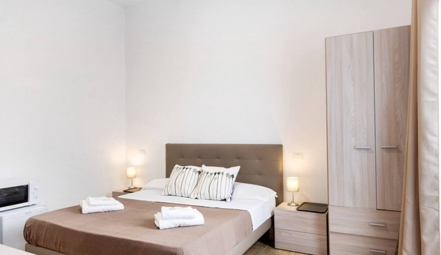 Studio with private bathroom is a part of the San Vincenzo Rooms Guest House and is perfect for 2 guests. The accommodation is located in the renovated period building in Vigonza, which is 10 minutes by car from the center of Padua and on the direct rout