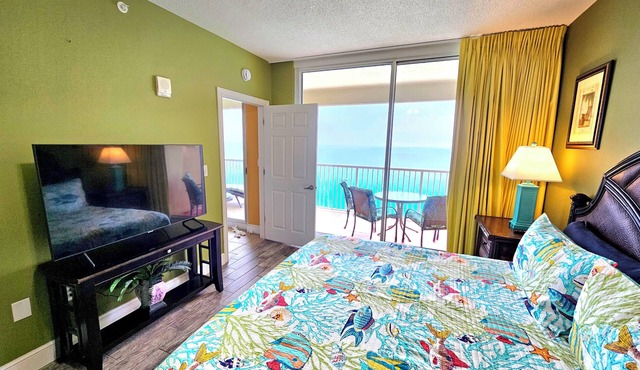 Stunning BEACHFRONT 3 BR 2 BA Majestic family condo, 5 pools, amenities galore!