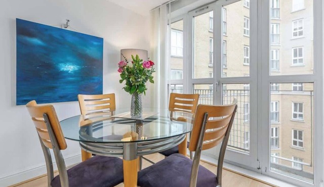 Stunning Business Apartment near Tower of London & Liverpool Street