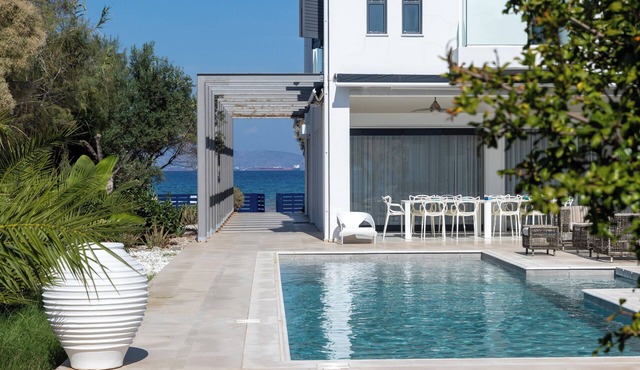 Sublime architect-designed villa on the beach
