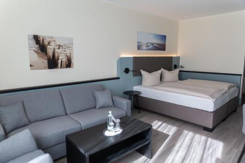 TIDE Hotel
