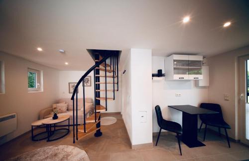 Tiny House