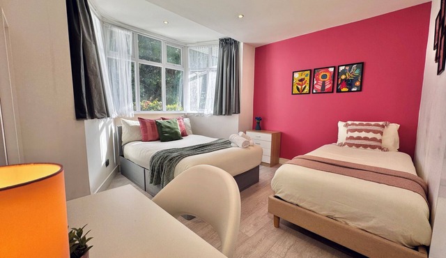 Trendy En-suite 30min to Central London & Parking