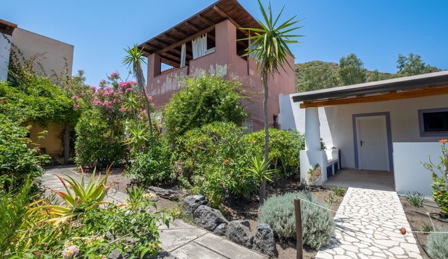 Vacation Home "Jerà D72 Vista Mare" with Sea View, Private Terrace & Wi-Fi