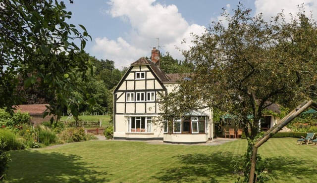Valley House, Devizes