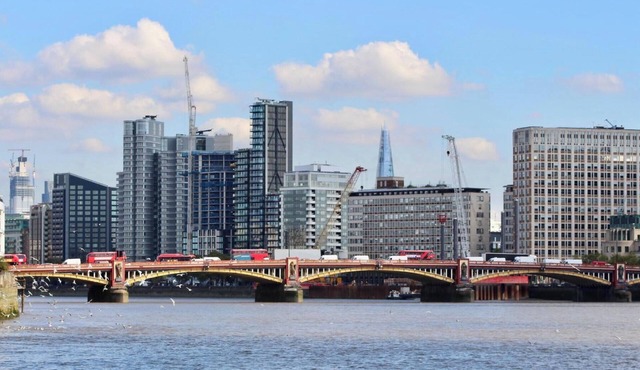 Vauxhall Bridge Road 1 Bedroom Apartment In London